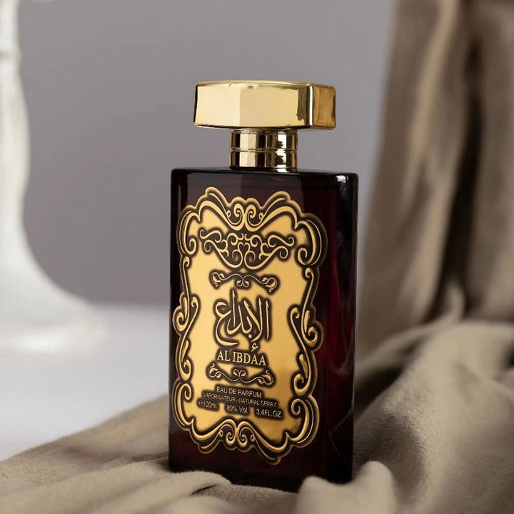 Men perfume wood scent gold bottle 100ml